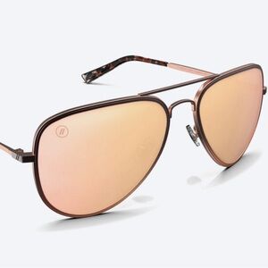 BLENDERS AVIATORS - Like New No Scratches Never Worn Polarized